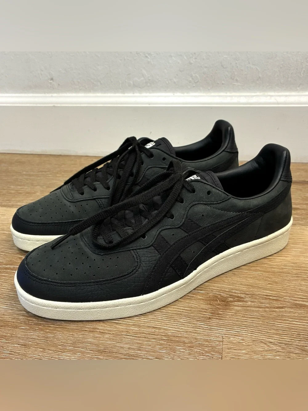 Onitsuka Tiger GSM SD Sneakers In A Black-on-Black Men’s Size US 9 EU 42.5 27cm